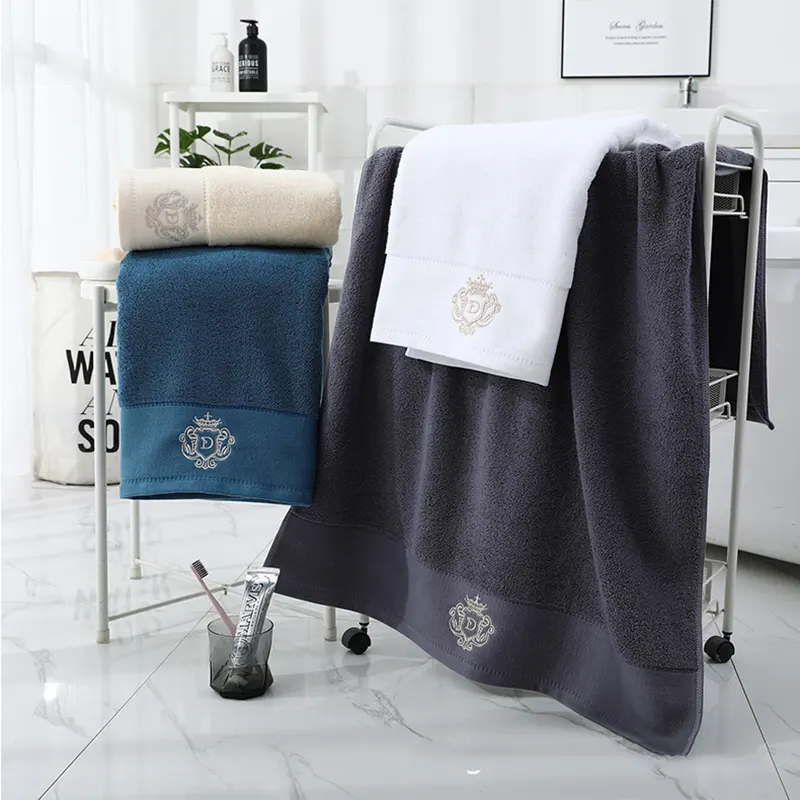 Serviette de bain luxe, ensemble de deux pièces, bleu, blanc, gris ou beige idéal pour les hôtels