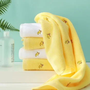 Serviette de bain enfant, ensemble de quatre pièces bananes