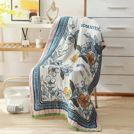 Serviette-de-bain-luxe-en-gaze-de-coton-imprimé-floral romantique_romantic_bleu Serviette-de-bain-luxe-en-gaze-de-coton-imprimé-floral romantique_romantic_bleu